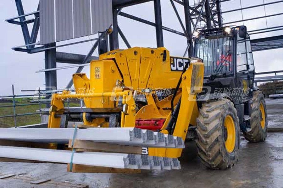 JCB540-200伸縮臂叉裝機