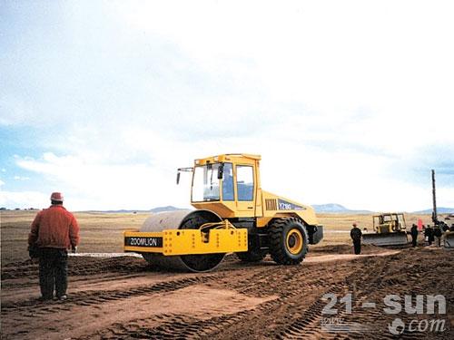 中聯(lián)重科YZ20H單鋼輪壓路機(jī)青藏鐵路